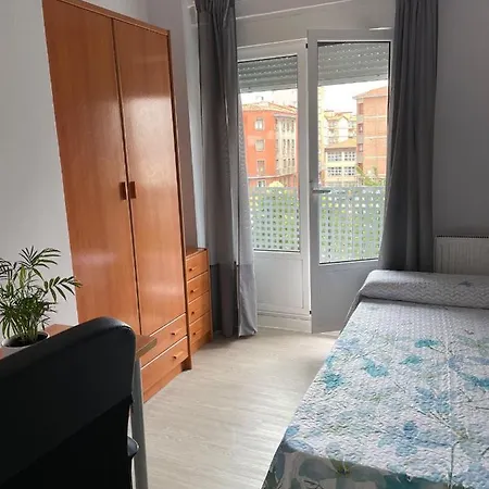 Centro De Gijon Con Acceso Domotizado Y Buenos Acabados Apartment Exterior photo