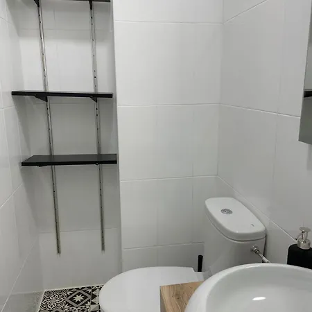 Centro De Gijon Con Acceso Domotizado Y Buenos Acabados Apartment Exterior photo
