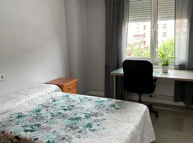 Centro De Gijon Con Acceso Domotizado Y Buenos Acabados