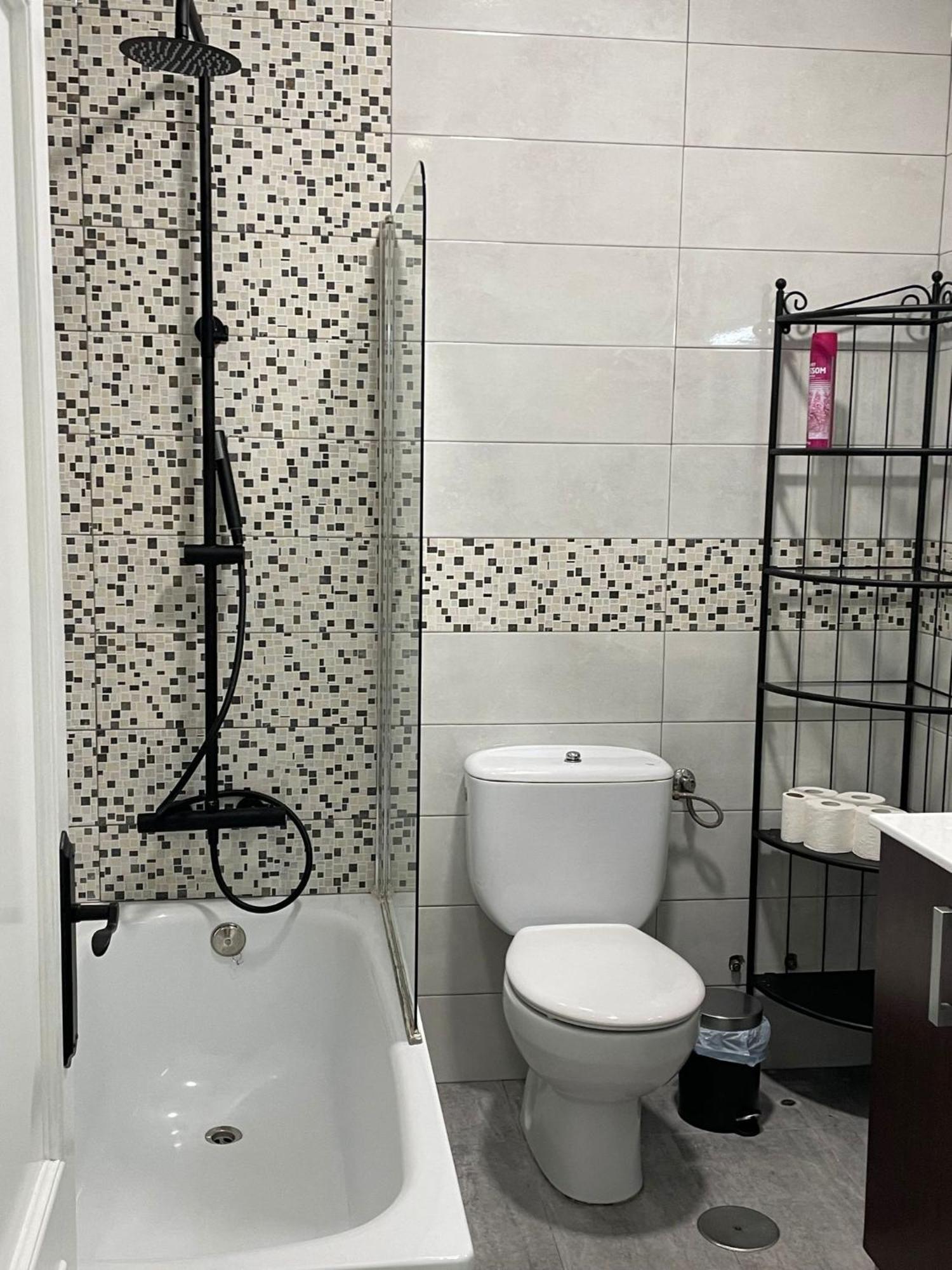 Centro De Con Acceso Domotizado Y Buenos Acabados * Gijon